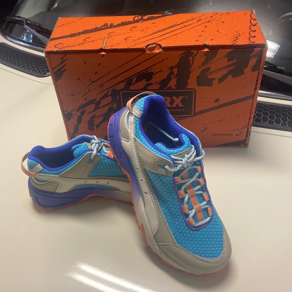 Worx Red Wing Shoes Women’s Steel Toe Shoe/Sneaker Size 7